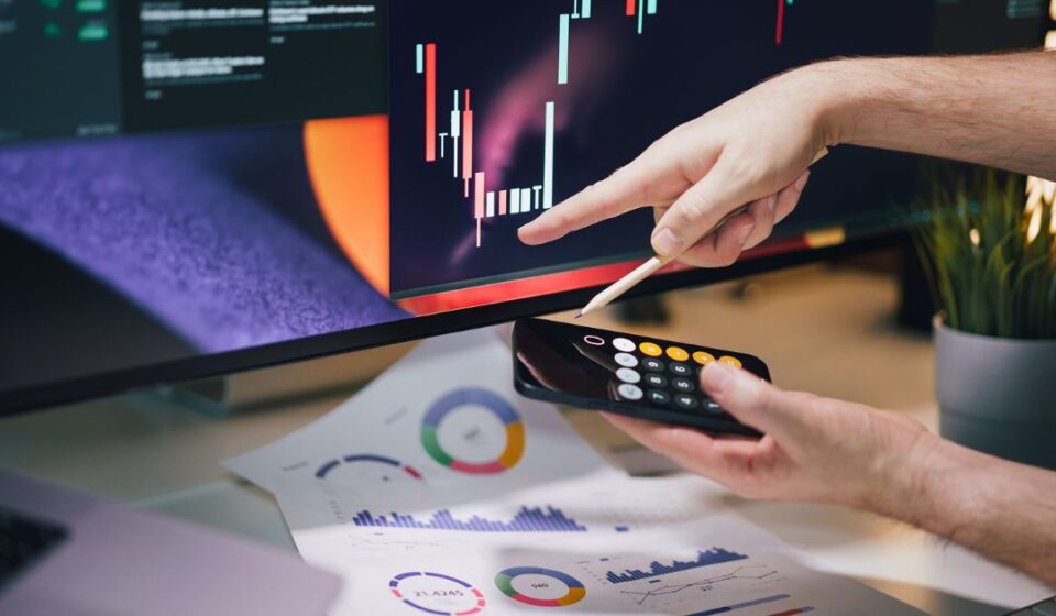 When to Sell Your Crypto Assets: Signs and Strategies
