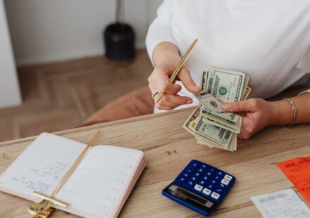 How to Handle Unexpected Large Expenses