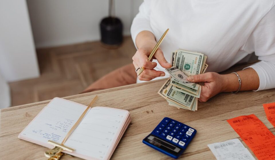How to Handle Unexpected Large Expenses